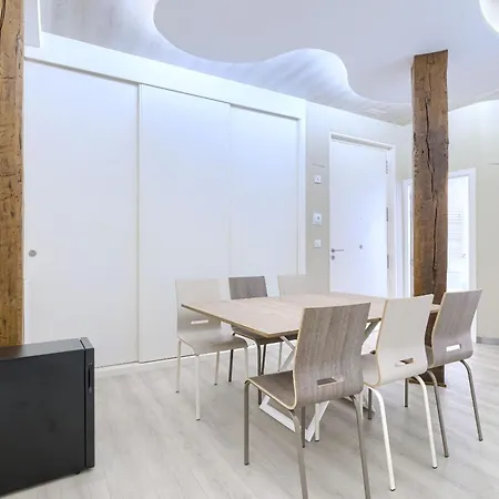 Abando Station Pintxos By Next Stop * 毕尔巴鄂